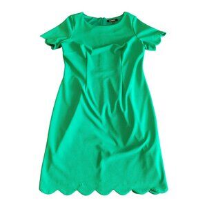 Glamour Green Size 10 Scallop Edge Shift Dress